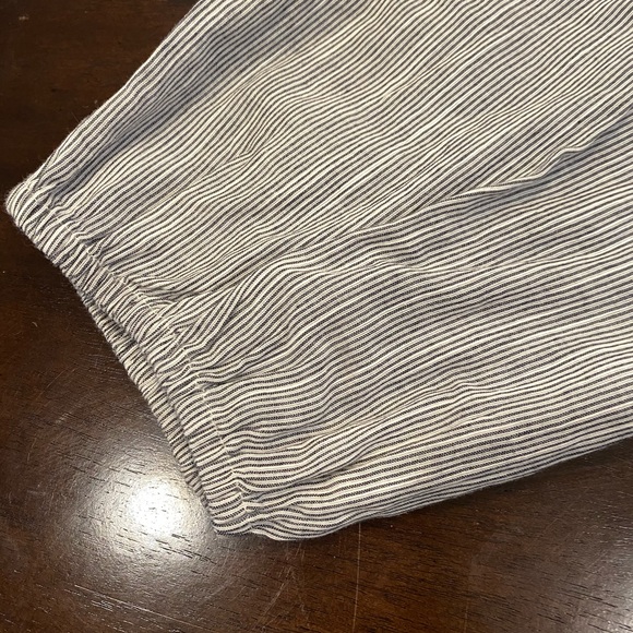 Eyelet Striped Linen Gap Blouse - Picture 3 of 7